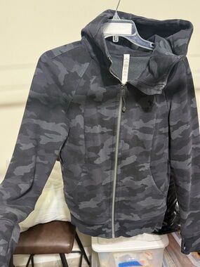 lululemon athletica Charcoal Camo Full-Zip Hoodie